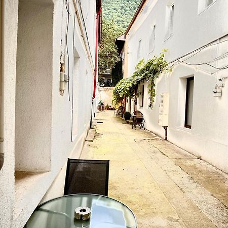 Ari Apartment Brasov Ngoại thất bức ảnh